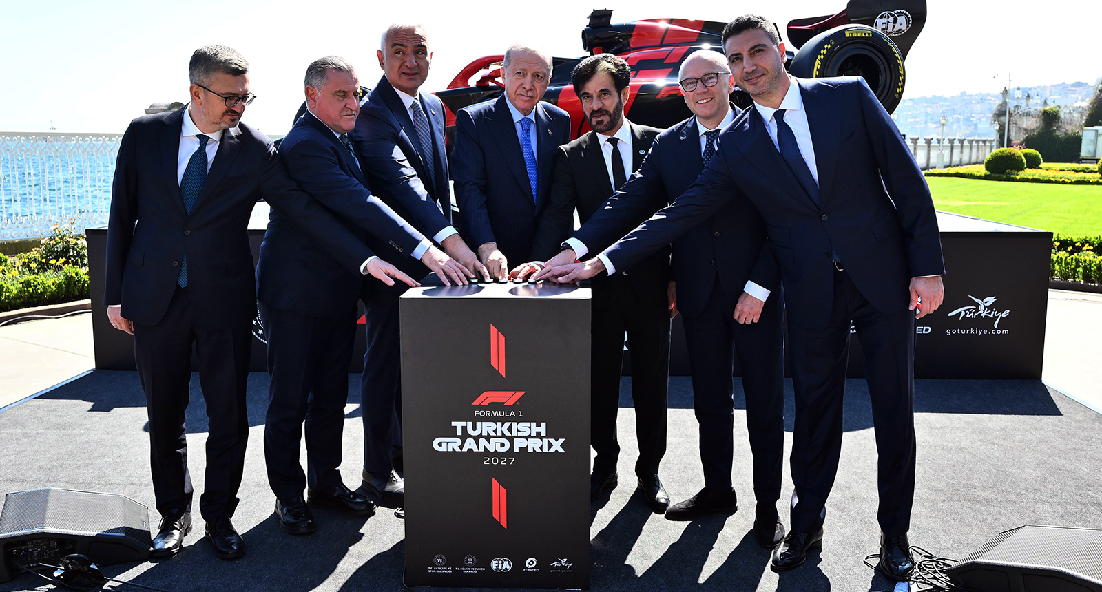 Formula1 Anlaşmaları imzalandı.